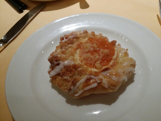 朝食のペストリー on ダイヤモンドプリンセス