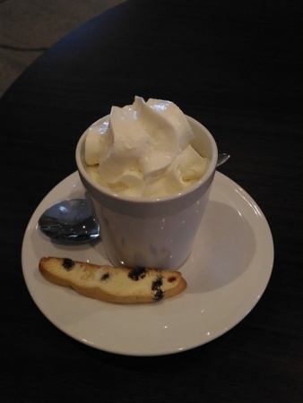 アザマラ・ジャーニー 有料のコーヒー.jpg